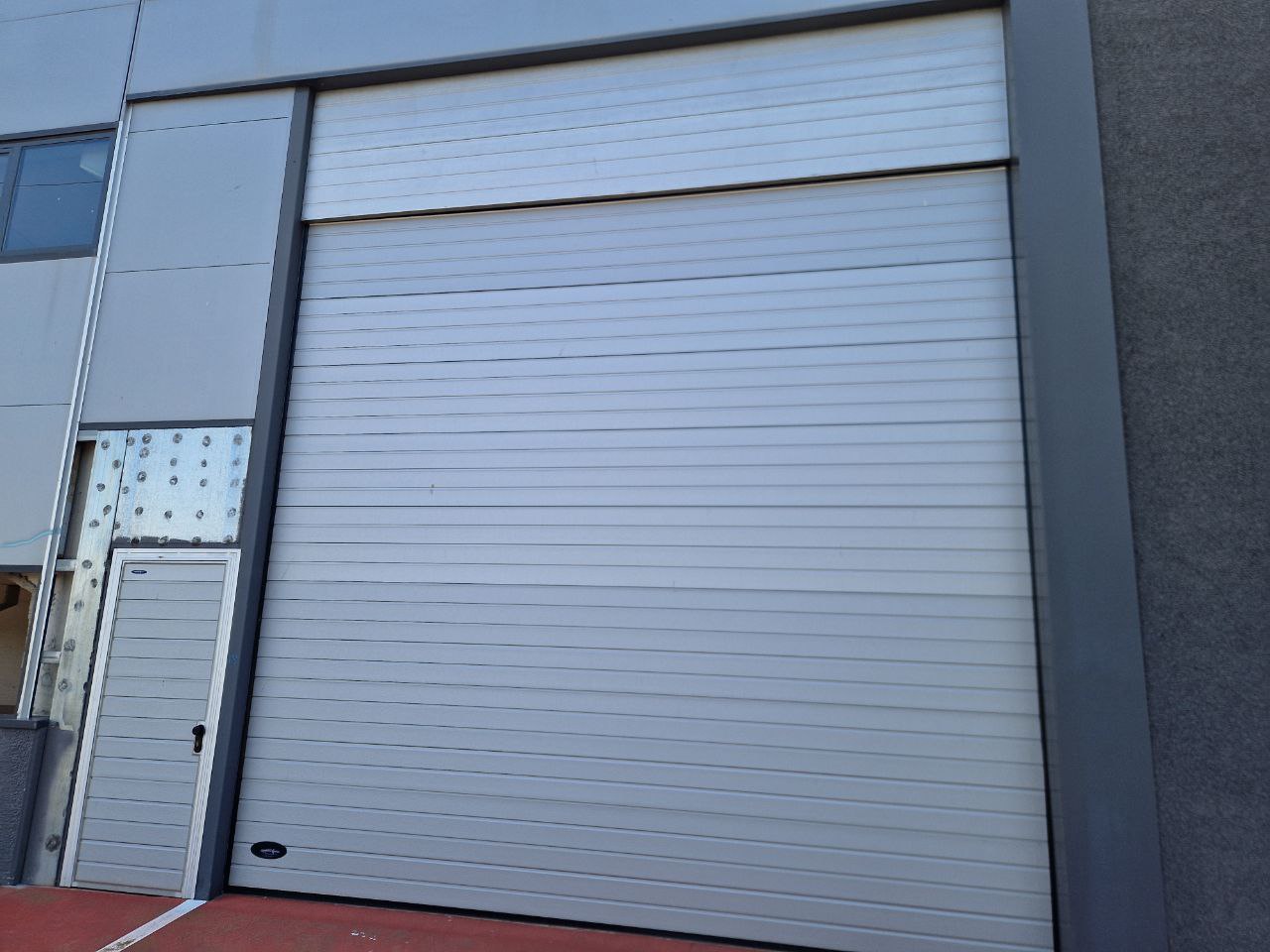 Nave Industrial en Venta en Lérida – CL SARROCA 3 – 200,20 m²