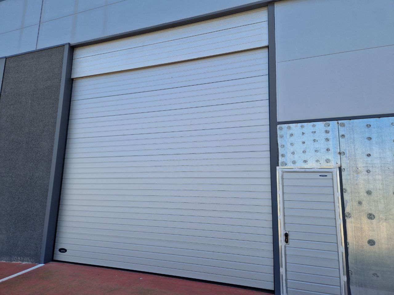 Nave Industrial en Venta en Lérida – CL SARROCA 5 – 245,05 m²
