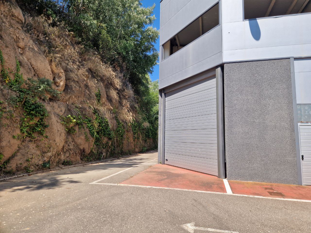 Nave Industrial en Venta en Lérida – CL RIBOT 18 – 218,65 m²
